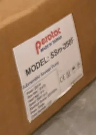 Tem trên thùng hàng Perotac ghi MODEL: SSm-250F, Made in Taiwan